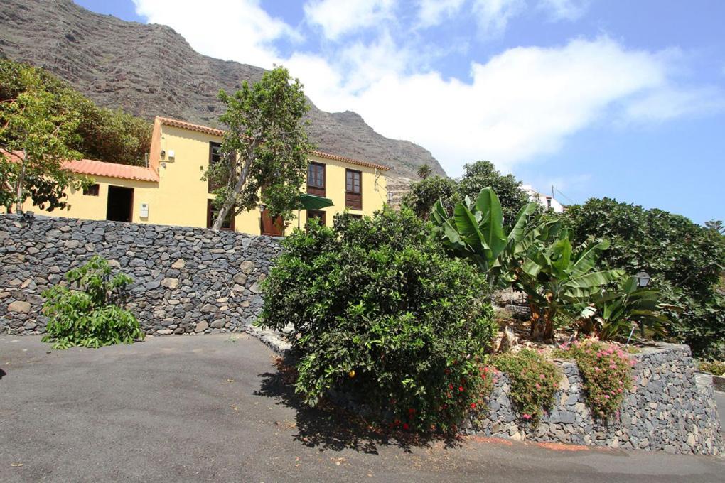 Casa Rural Los Aromos - Wunderschones Landhaus Mit Meerblick Hermigua Bagian luar foto